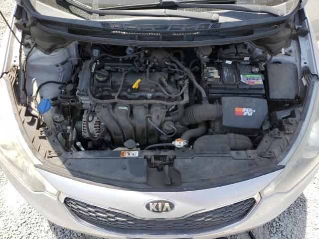 Photo 10 VIN: KNAFX4A8XF5337821 - KIA FORTE 