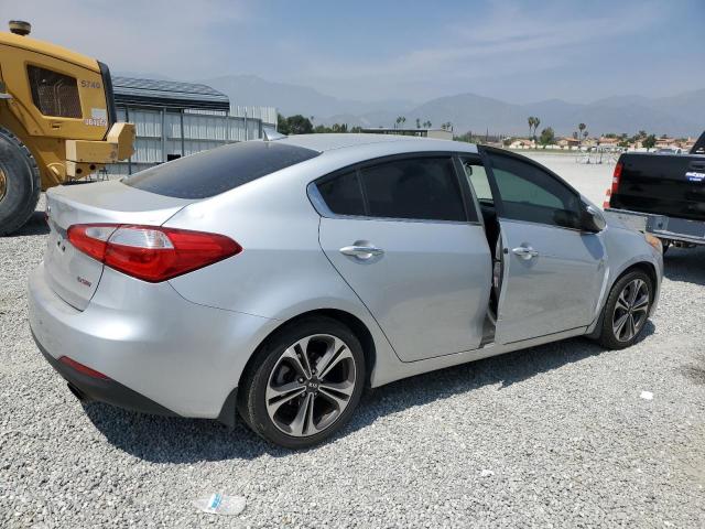 Photo 2 VIN: KNAFX4A8XF5337821 - KIA FORTE 