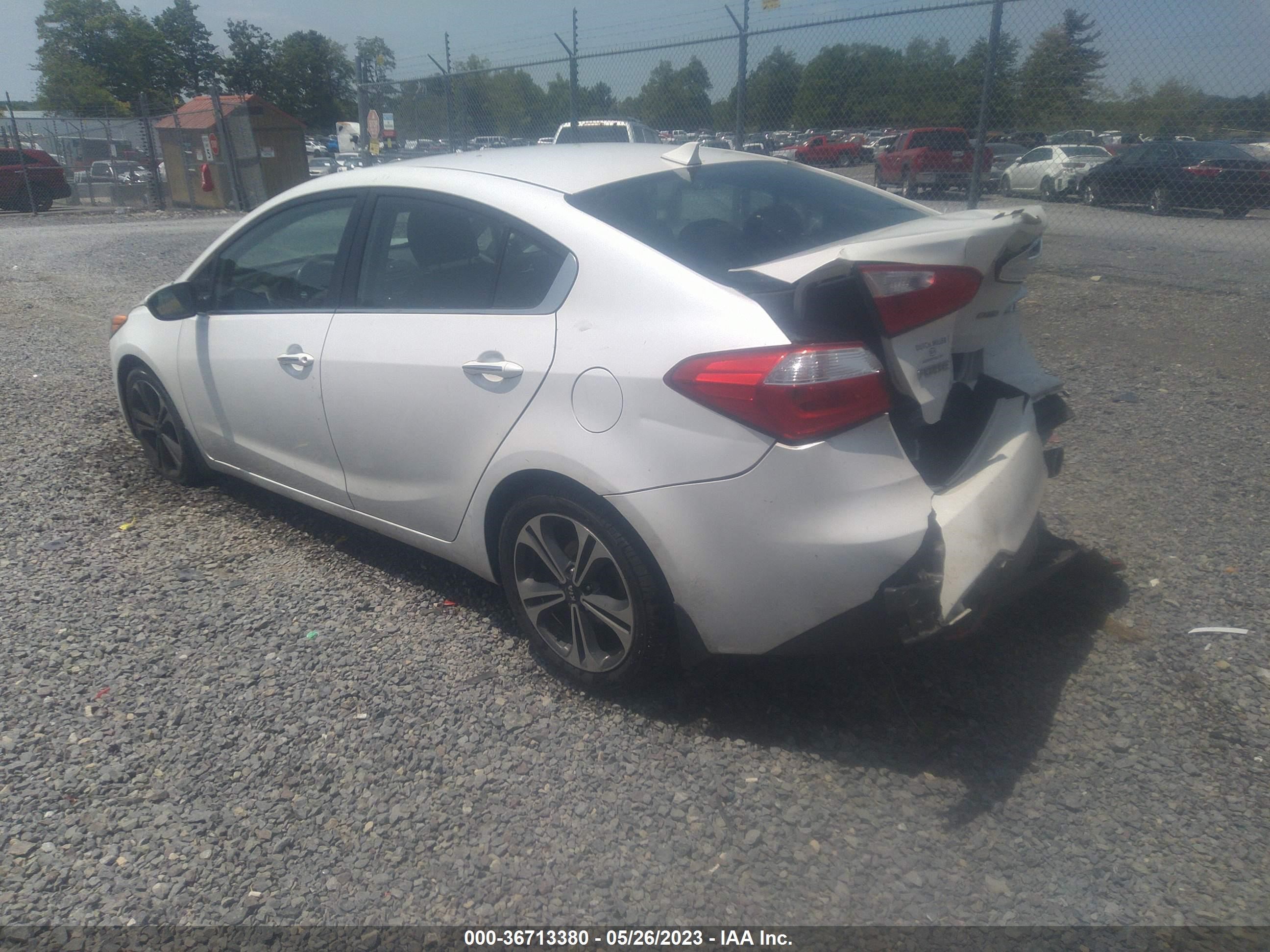 Photo 2 VIN: KNAFX4A8XG5448340 - KIA FORTE 