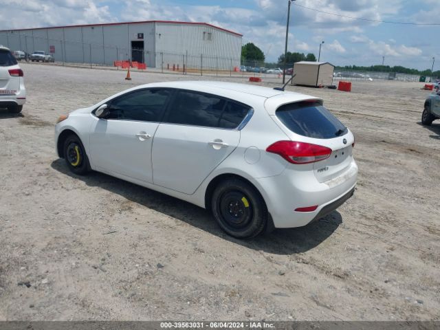 Photo 2 VIN: KNAFX5A80F5265095 - KIA FORTE 