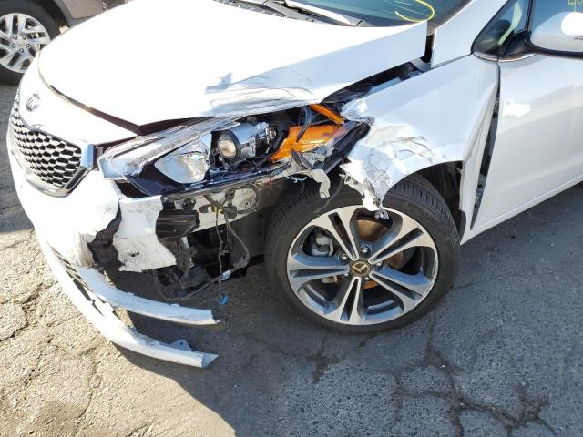 Photo 8 VIN: KNAFX5A80F5287565 - KIA FORTE EX 