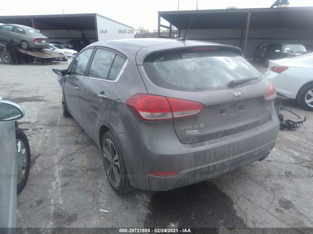 Photo 2 VIN: KNAFX5A80G5628318 - KIA FORTE 5-DOOR 