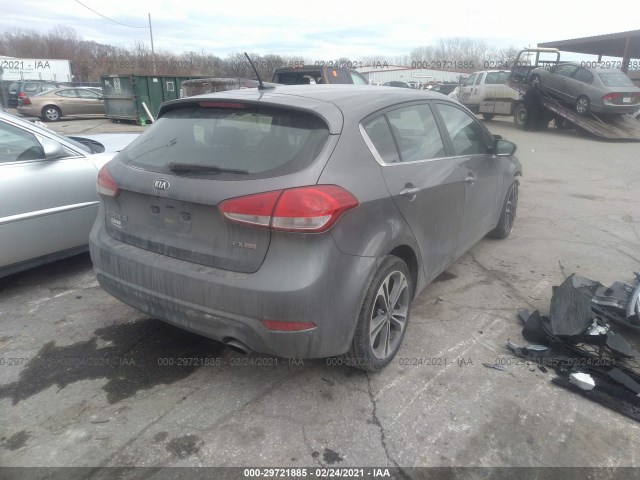 Photo 3 VIN: KNAFX5A80G5628318 - KIA FORTE 5-DOOR 