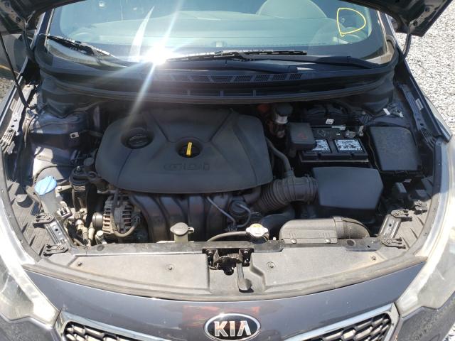 Photo 6 VIN: KNAFX5A81F5322369 - KIA FORTE EX 