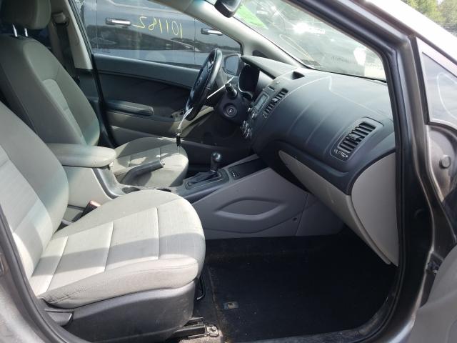 Photo 4 VIN: KNAFX5A81F5350673 - KIA FORTE EX 