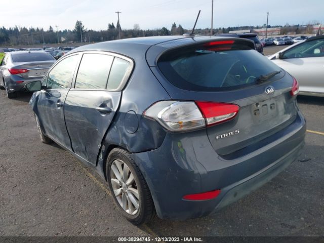 Photo 2 VIN: KNAFX5A81G5493866 - KIA FORTE 