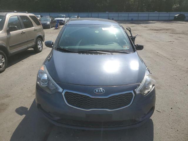 Photo 4 VIN: KNAFX5A82F5310179 - KIA FORTE 