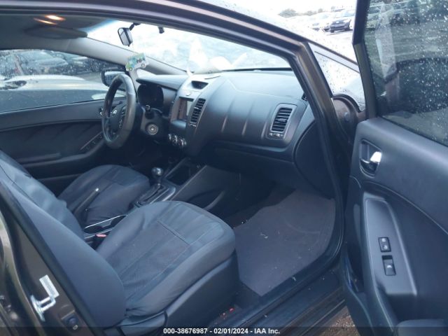 Photo 4 VIN: KNAFX5A82F5355669 - KIA FORTE 