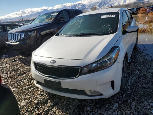 Photo 4 VIN: KNAFX5A82H5670913 - KIA FORTE 