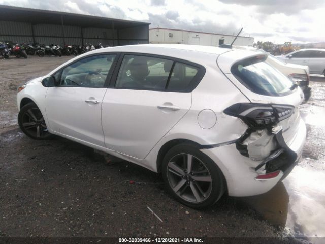 Photo 2 VIN: KNAFX5A82H5725280 - KIA FORTE5 