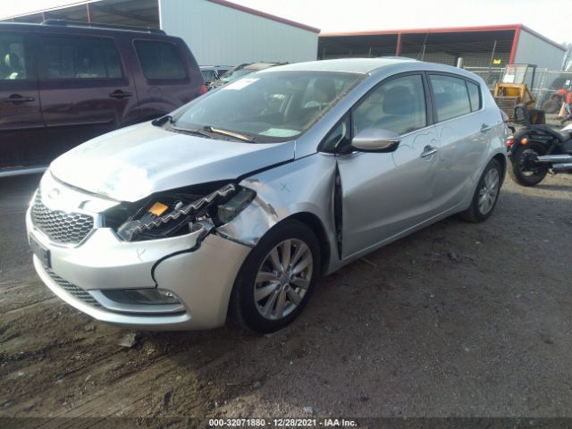 Photo 1 VIN: KNAFX5A83E5164163 - KIA FORTE 5-DOOR 