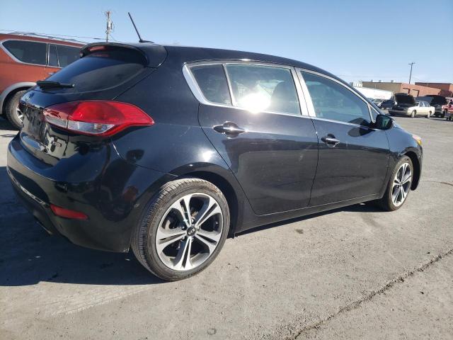 Photo 2 VIN: KNAFX5A83G5491441 - KIA FORTE 