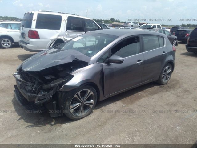 Photo 1 VIN: KNAFX5A83G5529010 - KIA FORTE 5-DOOR 