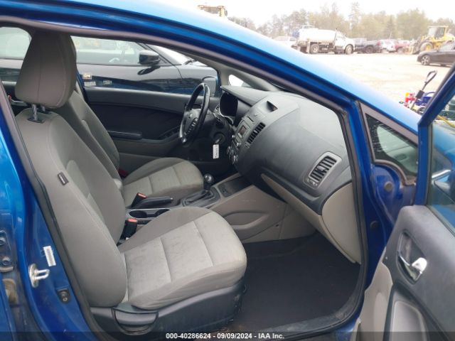 Photo 4 VIN: KNAFX5A84F5303685 - KIA FORTE 