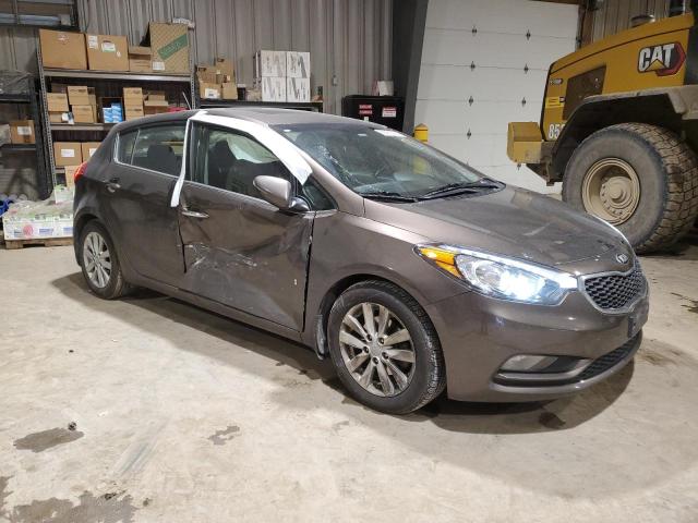 Photo 3 VIN: KNAFX5A84F5358248 - KIA FORTE 