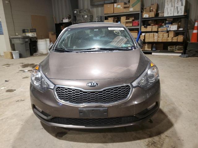 Photo 4 VIN: KNAFX5A84F5358248 - KIA FORTE 