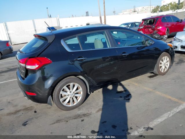 Photo 3 VIN: KNAFX5A85E5232611 - KIA FORTE 