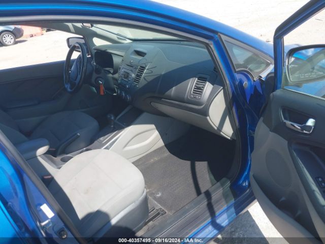 Photo 4 VIN: KNAFX5A85F5270096 - KIA FORTE 