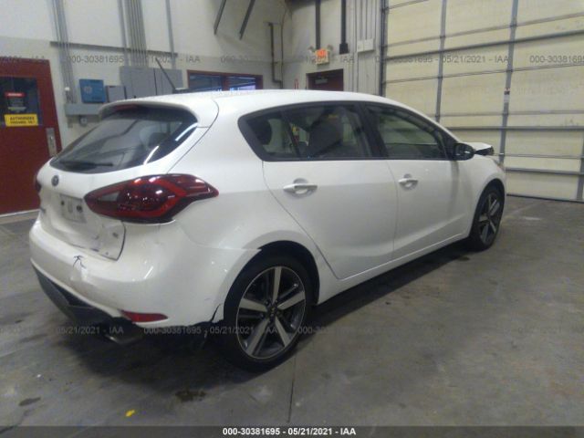 Photo 3 VIN: KNAFX5A85J5747697 - KIA FORTE5 