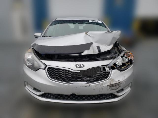 Photo 4 VIN: KNAFX5A86F5293600 - KIA FORTE 