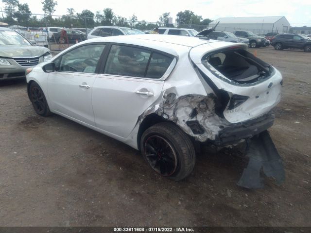 Photo 2 VIN: KNAFX5A86F5344593 - KIA FORTE 5-DOOR 