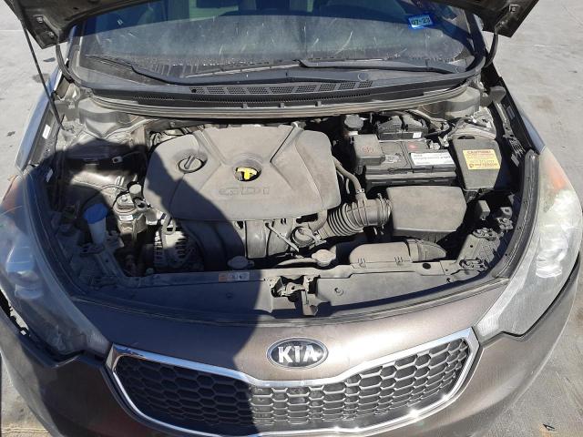 Photo 10 VIN: KNAFX5A86F5352337 - KIA FORTE EX 