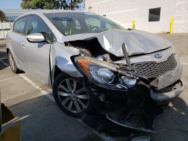 Photo 0 VIN: KNAFX5A86F5360664 - KIA FORTE EX 