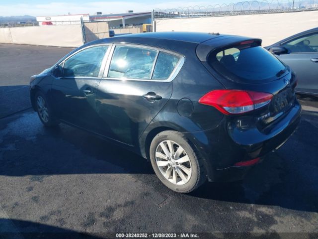 Photo 2 VIN: KNAFX5A87F5300361 - KIA FORTE 