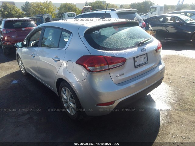 Photo 2 VIN: KNAFX5A87F5301624 - KIA FORTE 5-DOOR 