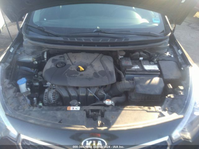 Photo 9 VIN: KNAFX5A88F5316276 - KIA FORTE 