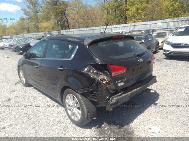 Photo 2 VIN: KNAFX5A8XF5261166 - KIA FORTE 5-DOOR 