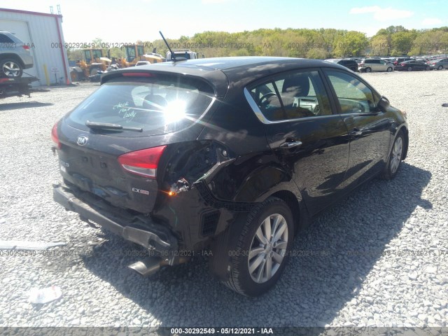 Photo 3 VIN: KNAFX5A8XF5261166 - KIA FORTE 5-DOOR 