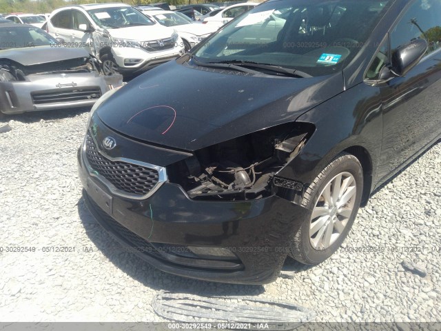 Photo 5 VIN: KNAFX5A8XF5261166 - KIA FORTE 5-DOOR 