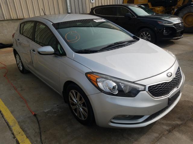 Photo 0 VIN: KNAFX5A8XF5369027 - KIA FORTE EX 