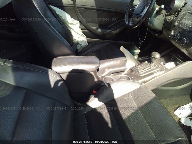 Photo 4 VIN: KNAFX6A80E5200512 - KIA FORTE KOUP 