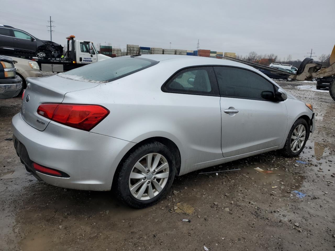 Photo 2 VIN: KNAFX6A80E5239598 - KIA FORTE 