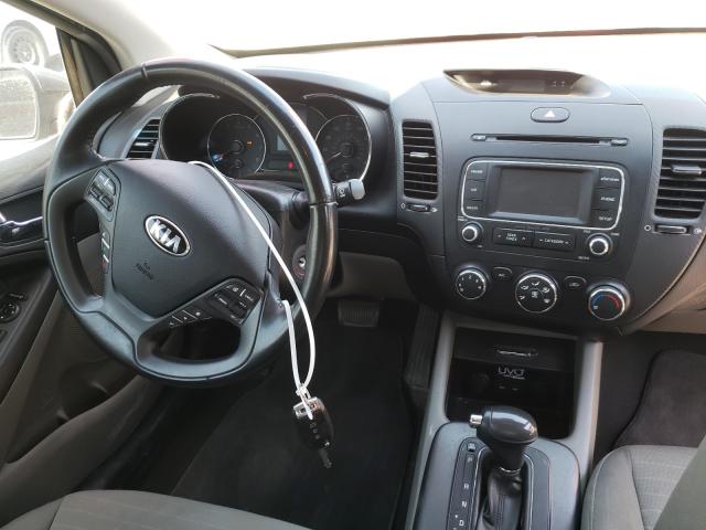 Photo 8 VIN: KNAFX6A81E5185339 - KIA FORTE EX 