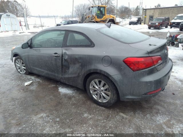 Photo 2 VIN: KNAFX6A81F5335760 - KIA FORTE KOUP 