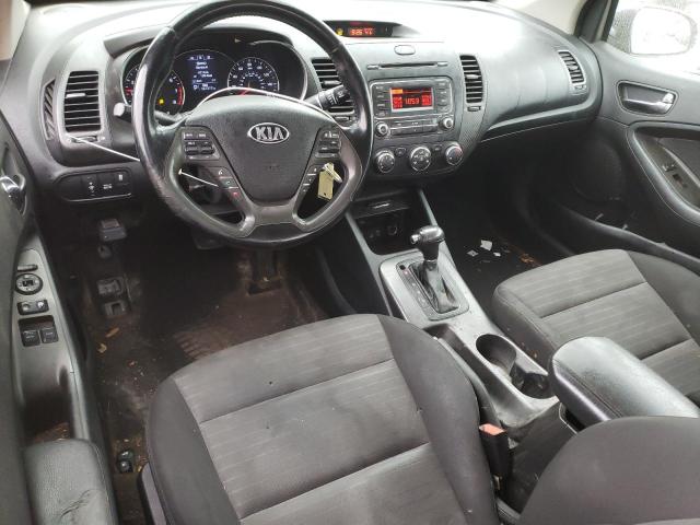 Photo 7 VIN: KNAFX6A82F5373448 - KIA FORTE 