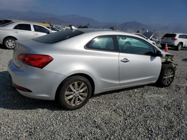 Photo 2 VIN: KNAFX6A82G5592864 - KIA FORTE 