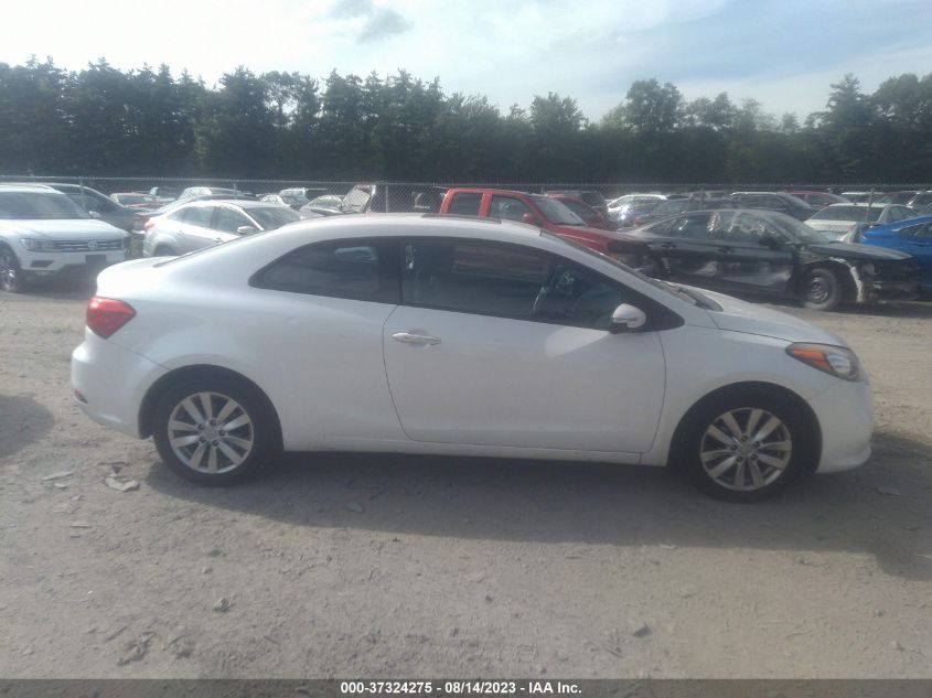 Photo 12 VIN: KNAFX6A83F5352267 - KIA FORTE 