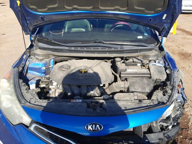 Photo 6 VIN: KNAFX6A84E5216146 - KIA FORTE EX 