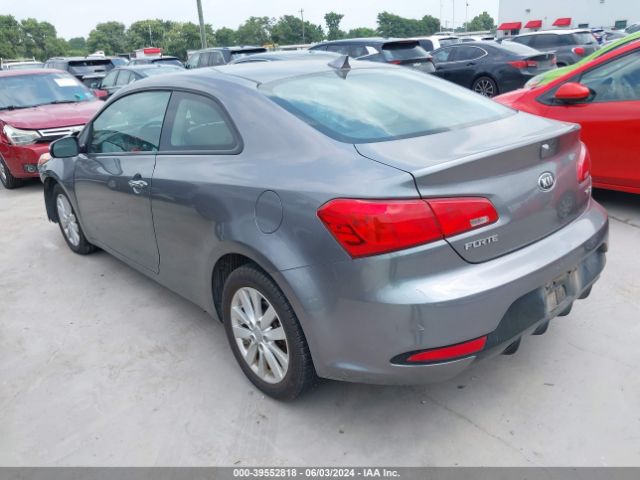 Photo 2 VIN: KNAFX6A84E5225204 - KIA FORTE 