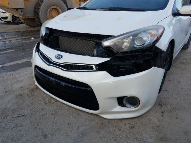 Photo 8 VIN: KNAFX6A84F5268491 - KIA FORTE EX 