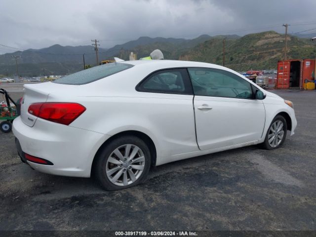 Photo 3 VIN: KNAFX6A84G5623872 - KIA FORTE KOUP 