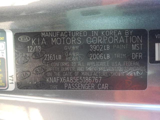 Photo 9 VIN: KNAFX6A85E5186767 - KIA FORTE EX 