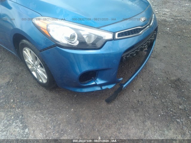 Photo 5 VIN: KNAFX6A85E5229746 - KIA FORTE KOUP 