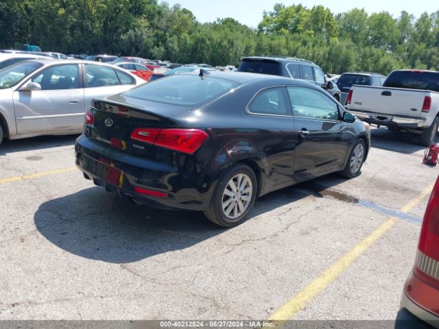 Photo 3 VIN: KNAFX6A86G5585352 - KIA FORTE KOUP 