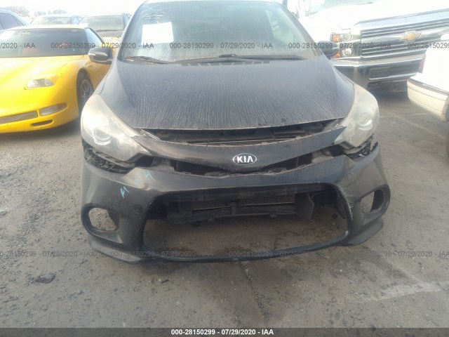 Photo 5 VIN: KNAFX6A88E5239817 - KIA FORTE KOUP 