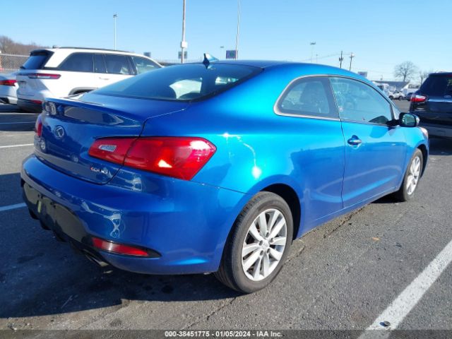 Photo 3 VIN: KNAFX6A89E5222833 - KIA FORTE KOUP 